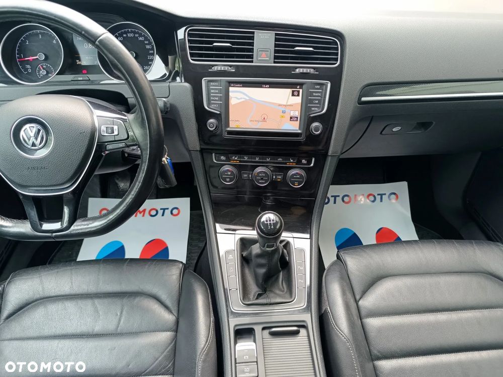 Volkswagen Golf 1.6 TDI BlueMotion Comfortline - 30