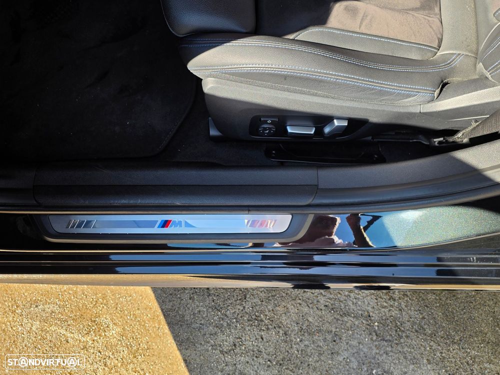 BMW 320 e Pack Desportivo M Auto - 43
