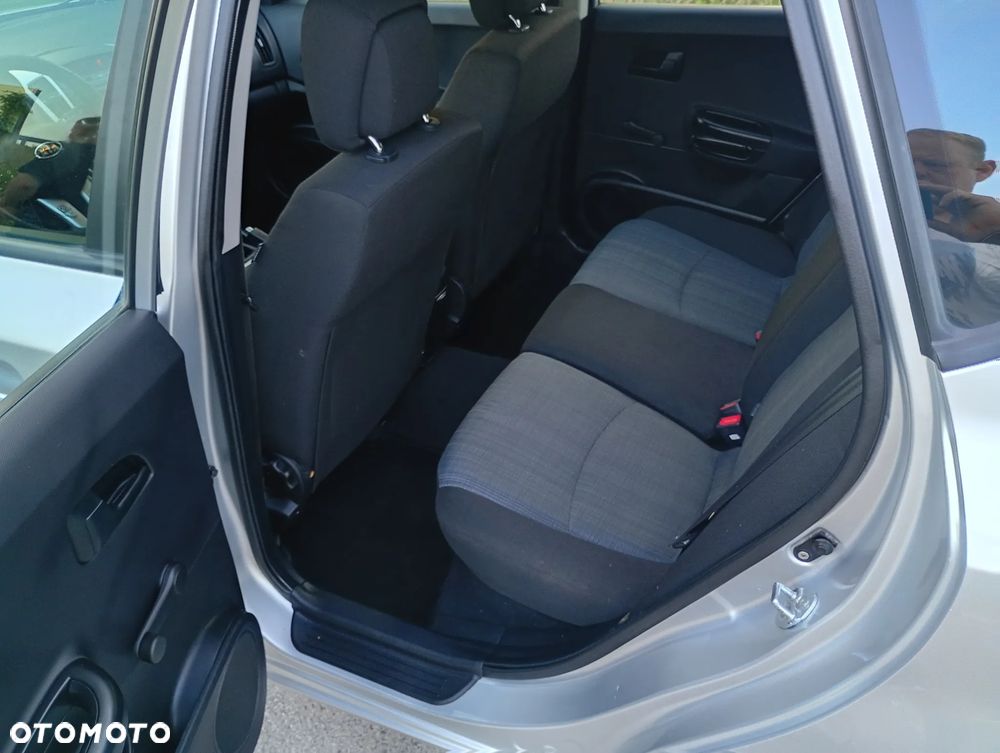 Kia Ceed - 18