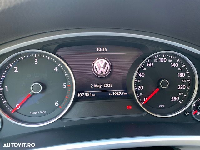 Volkswagen Touareg - 10