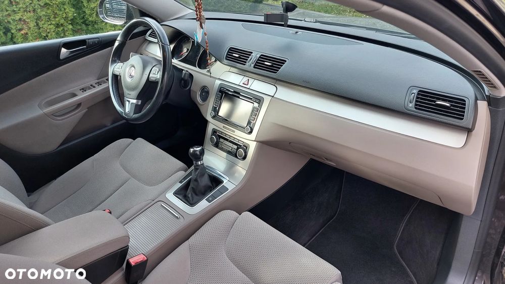 Volkswagen Passat 1.4 TSI Comfortline - 5