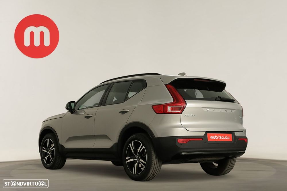 Volvo XC 40 1.5 T2 Plus Dark Auto - 3