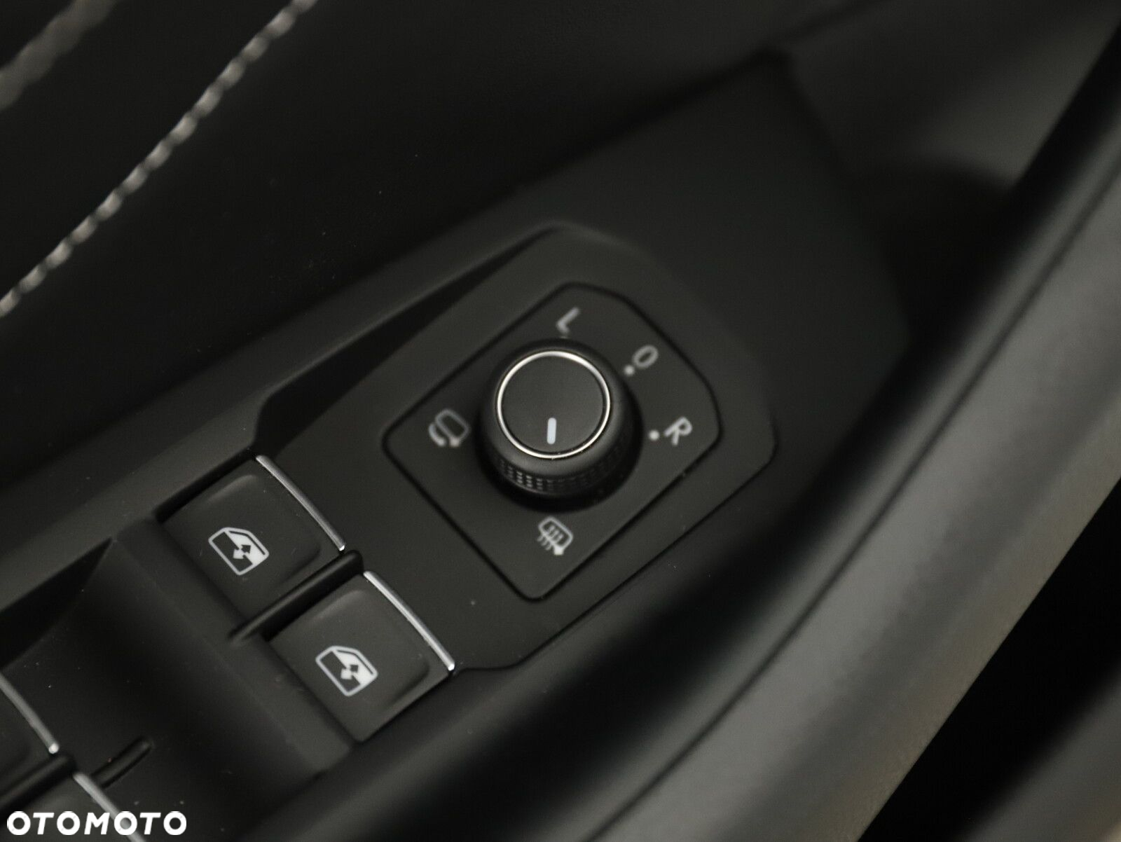 Volkswagen Arteon 2.0 TDI 4Motion R-Line DSG - 22