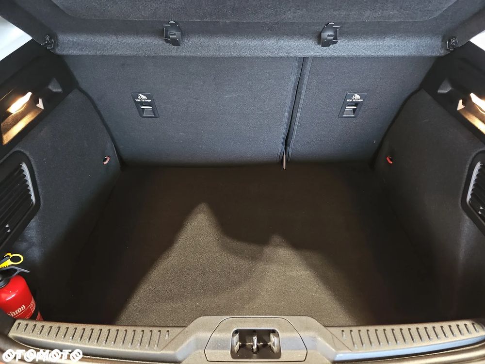 Ford Focus 1.0 EcoBoost Active Business - 13