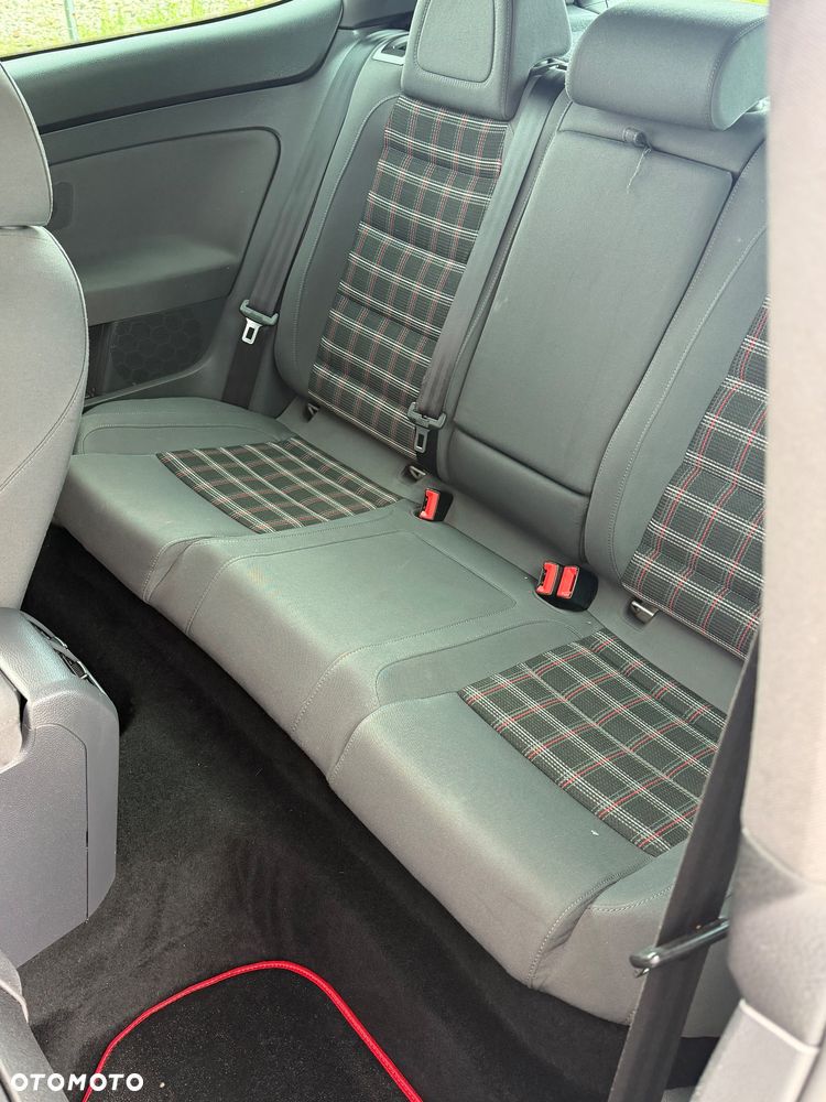 Volkswagen Golf 2.0 TSI GTI - 9