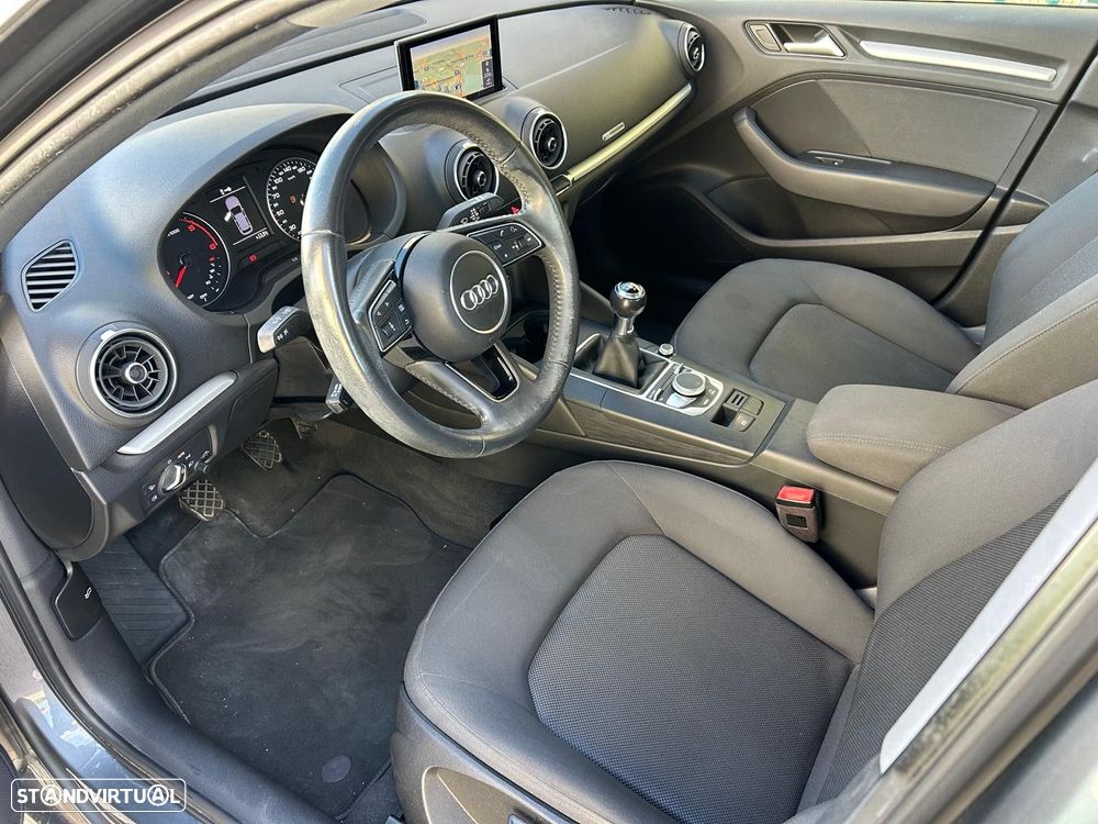 Audi A3 Sportback 30 TDI Sport - 9