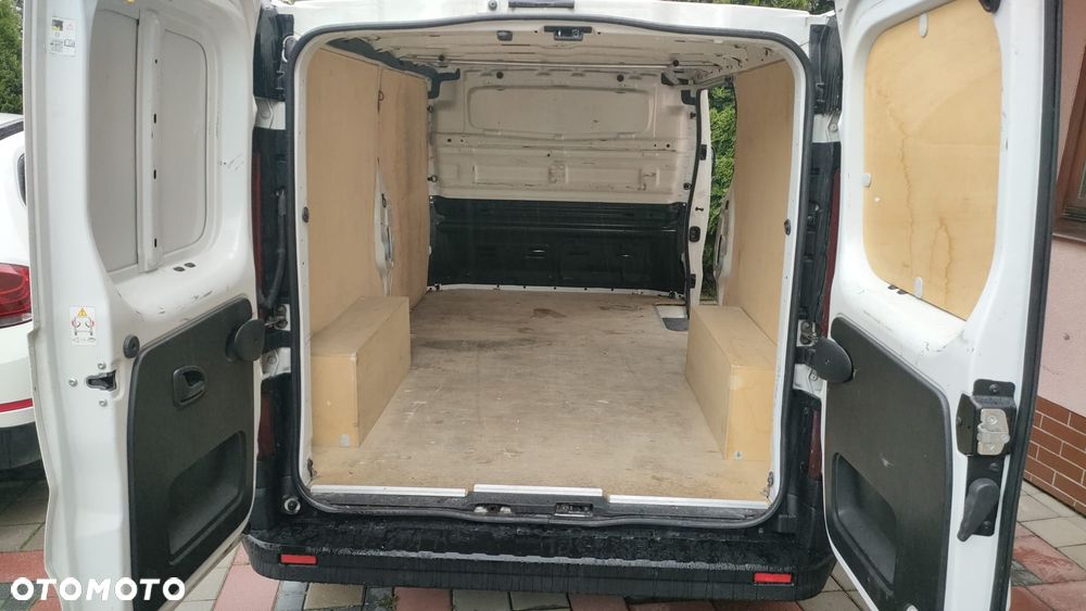 Renault Trafic - 11