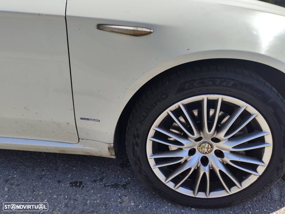 Alfa Romeo 159 Sportwagon 2.0 JTDm Distinctive - 2