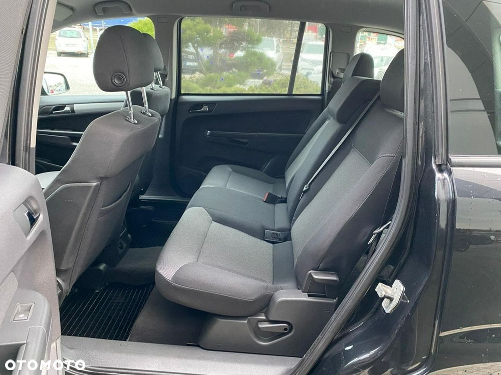 Opel Zafira - 8