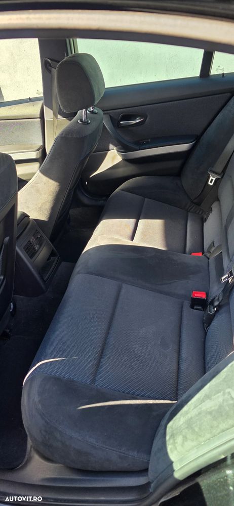 BMW Seria 3 - 12