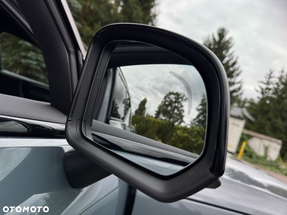 Volvo XC 40 B4 B Geartronic RDesign - 28