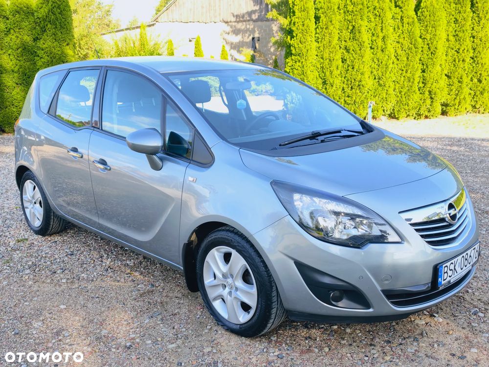Opel Meriva 1.4 Essentia - 11