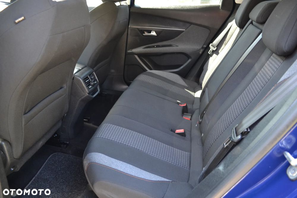 Peugeot 3008 1.2 PureTech Active S&S - 9
