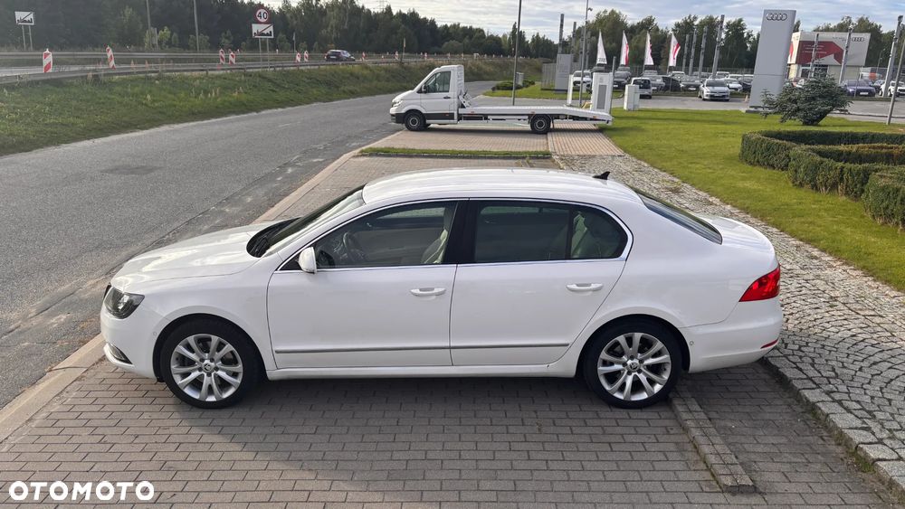 Skoda Superb 2.0 TDI Platinum DSG - 7