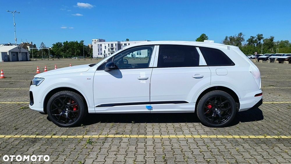 Audi Q7 60 TFSI e PHEV Quattro S Line Tiptr - 6