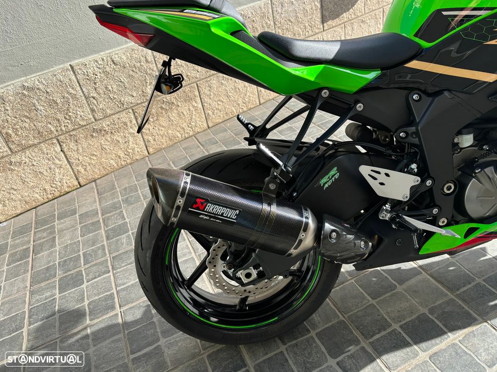 Kawasaki ZX ZX6R - 13
