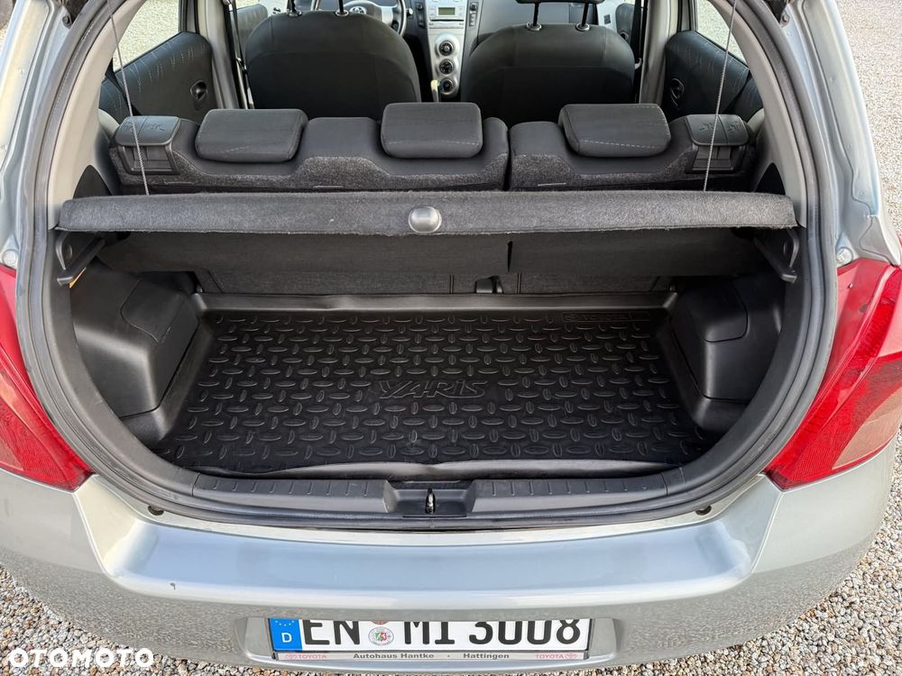 Toyota Yaris 1.3 VVT-i Sol - 20