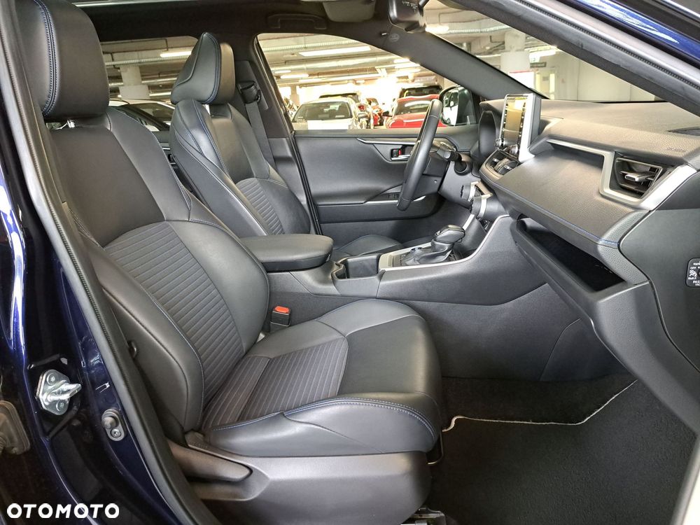 Toyota RAV4 - 17