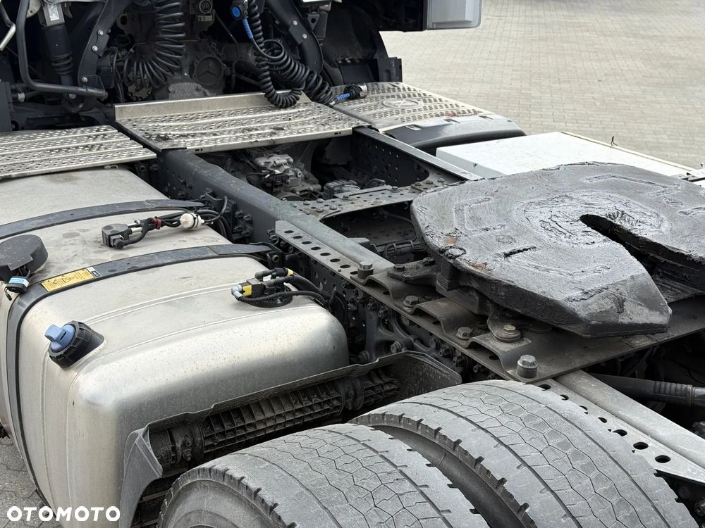 Mercedes-Benz ACTROS 1845 / STANDARD / SALON PL - 9