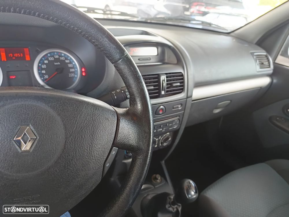 Renault Clio 1.2 16V Dynamique - 4