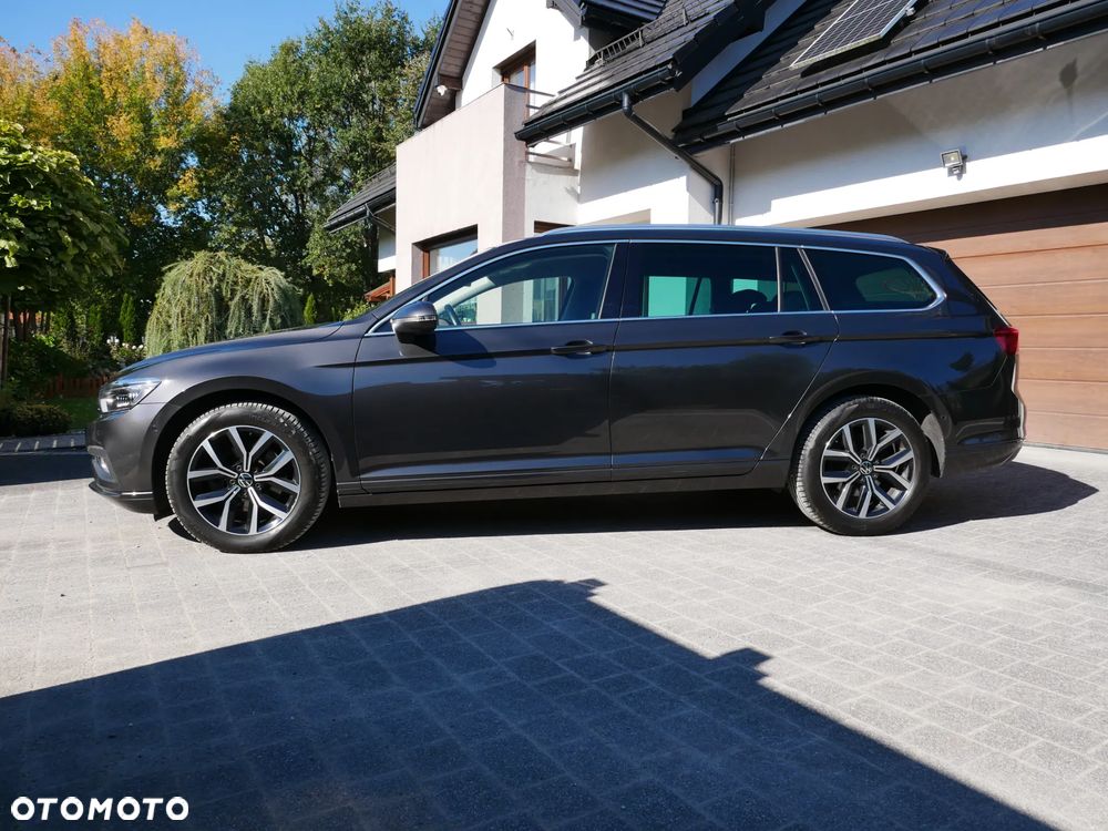 Volkswagen Passat 2.0 TDI EVO Business DSG - 5