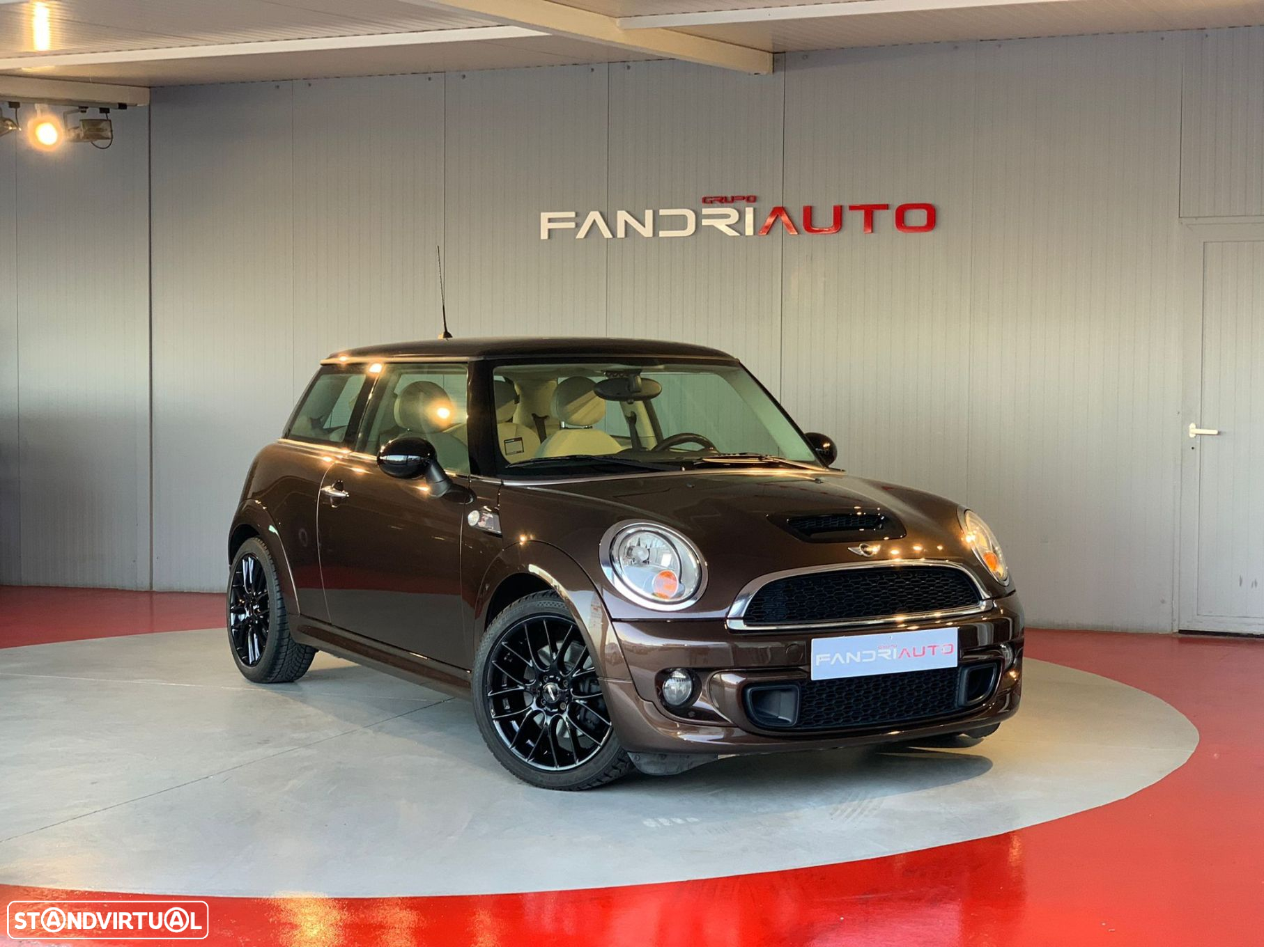 MINI 3 Portas Cooper S - 2
