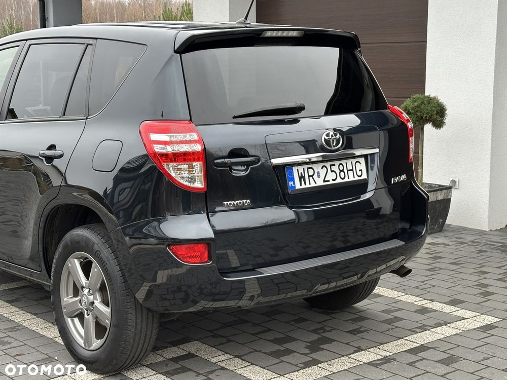 Toyota RAV4 2.0 VVT-i Premium - 32