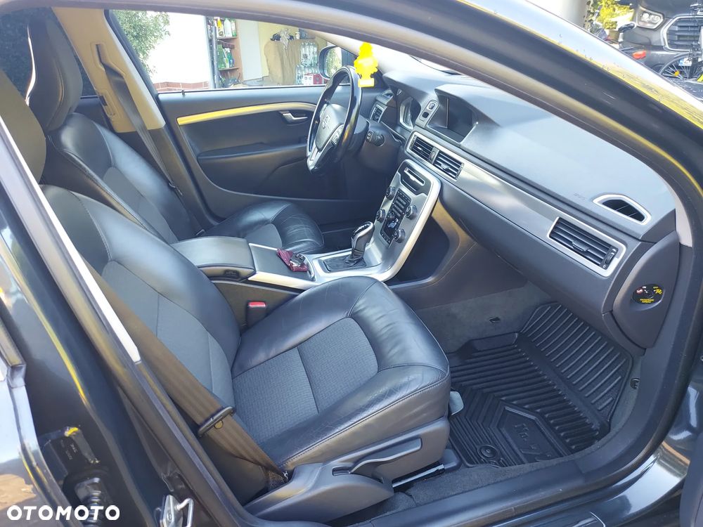 Volvo V70 D4 Drive-E Momentum - 9