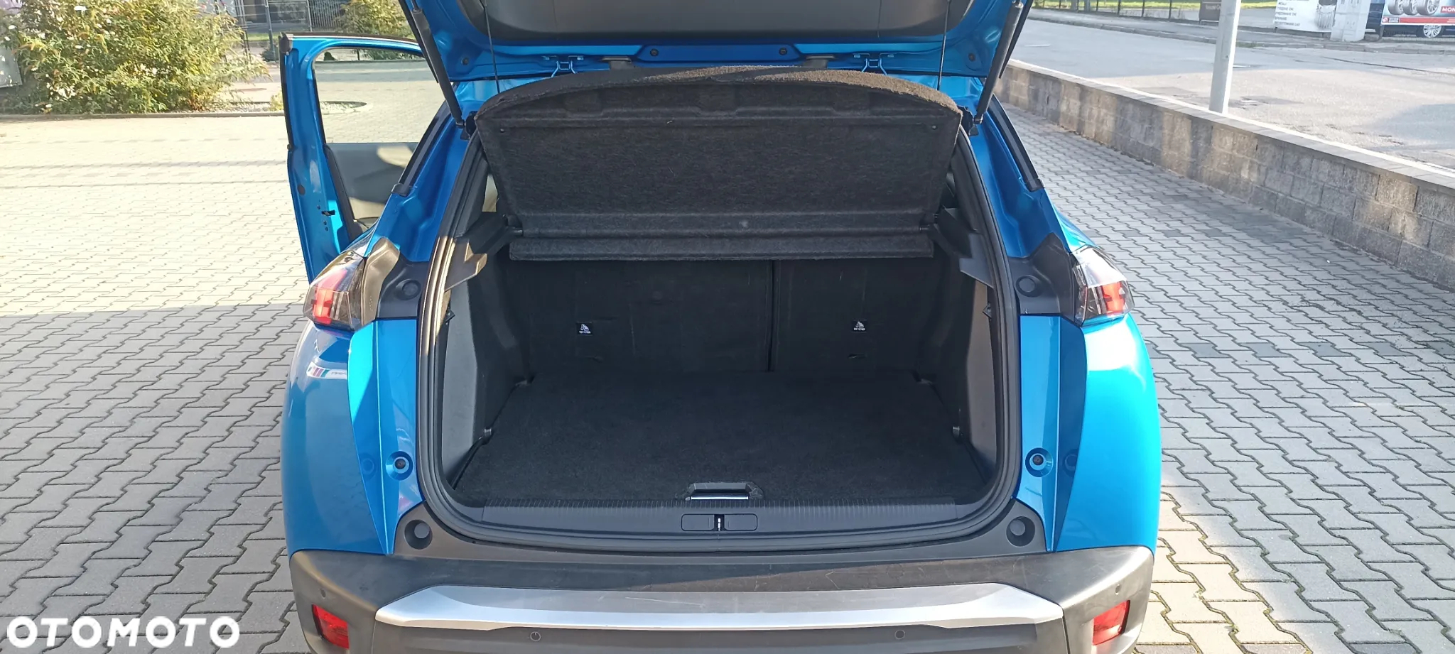 Peugeot 2008 PureTech 130 GT Pack - 10
