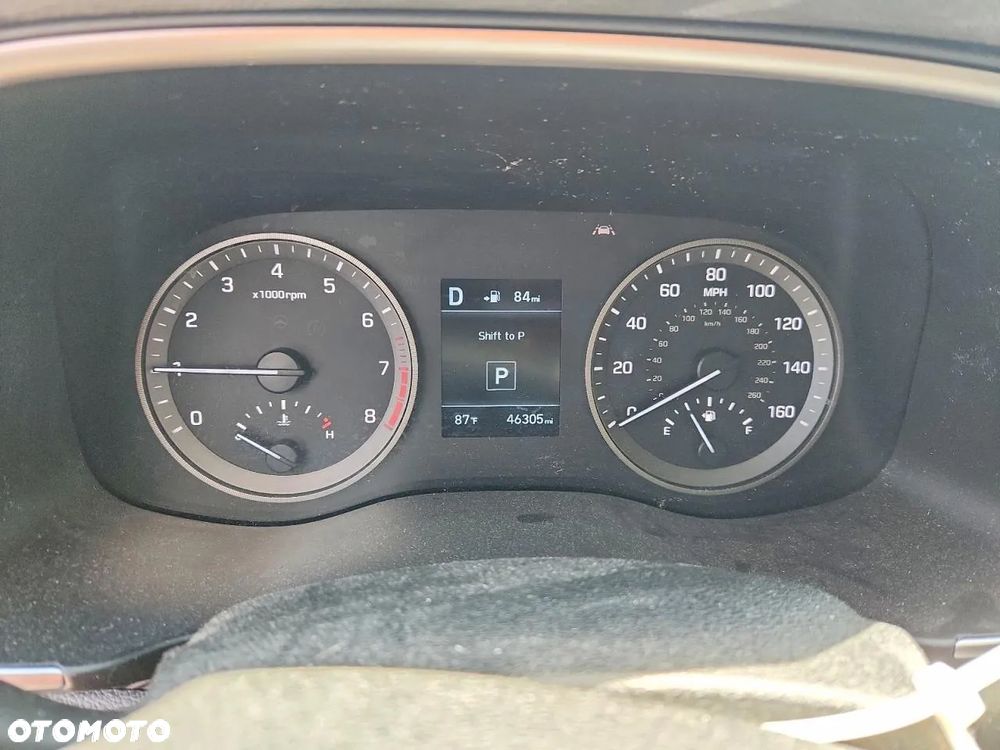 Hyundai Tucson - 11