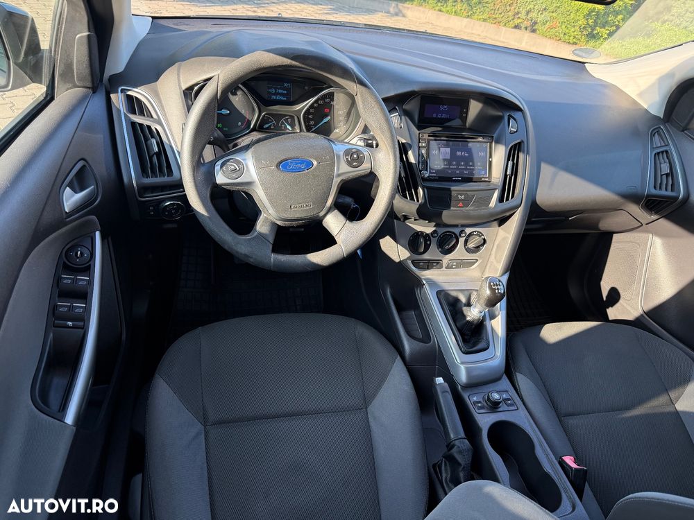 Ford Focus 1.6 TDCI DPF Trend - 10