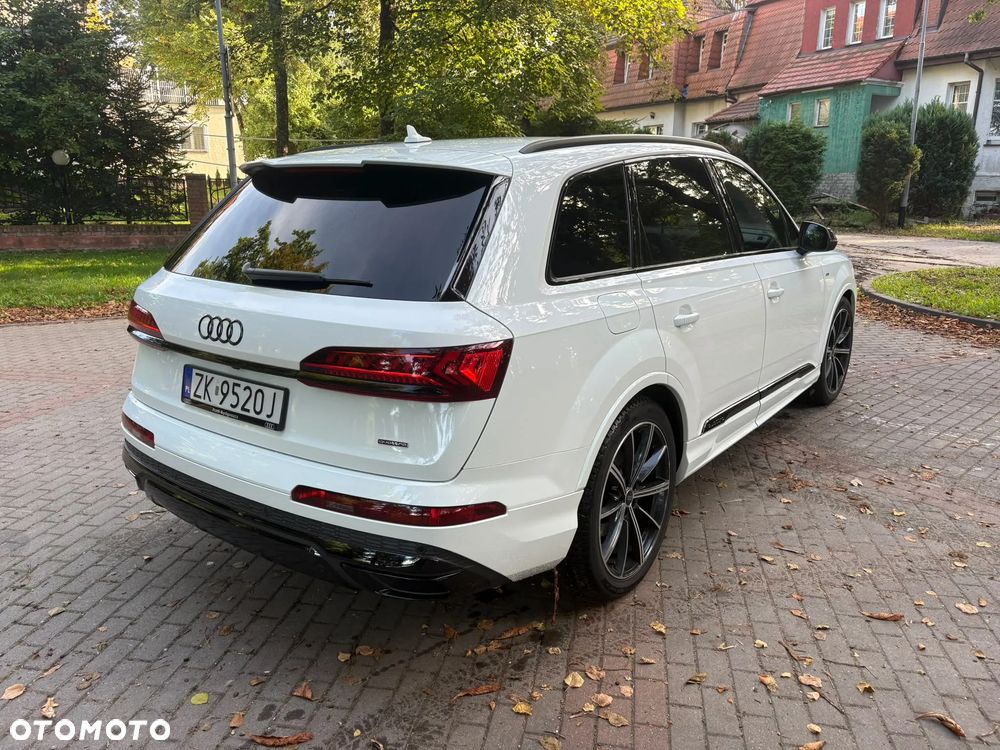 Audi Q7 2023 photo 3
