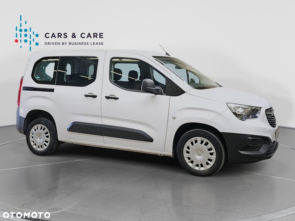 Opel Combo 1.5 DT Edition 102KM - 24
