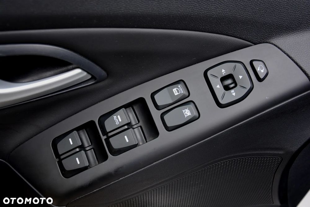 Hyundai ix35 1.6 GDI Premium 2WD - 26