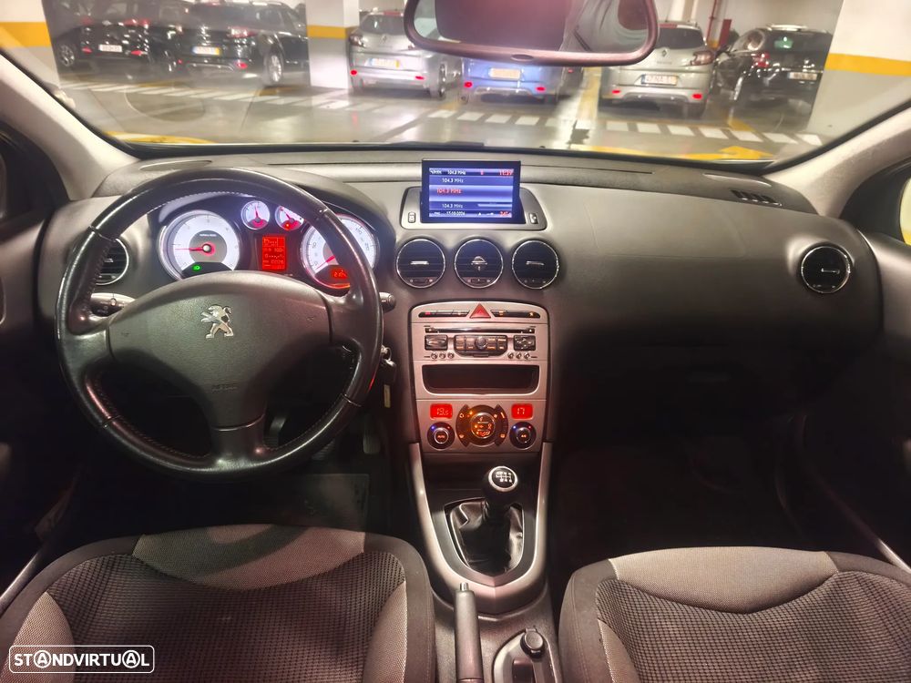 Peugeot 308 SW 1.6 e-HDi Allure CVM6 - 25