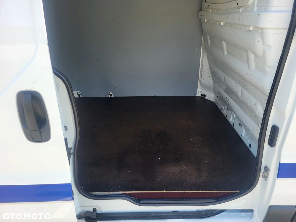 Renault Trafic - 30