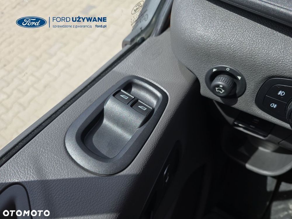Ford Transit - 22