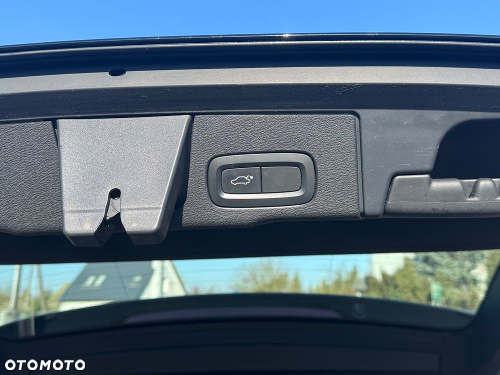 Volvo XC 60 D4 AWD Geartronic Momentum - 16