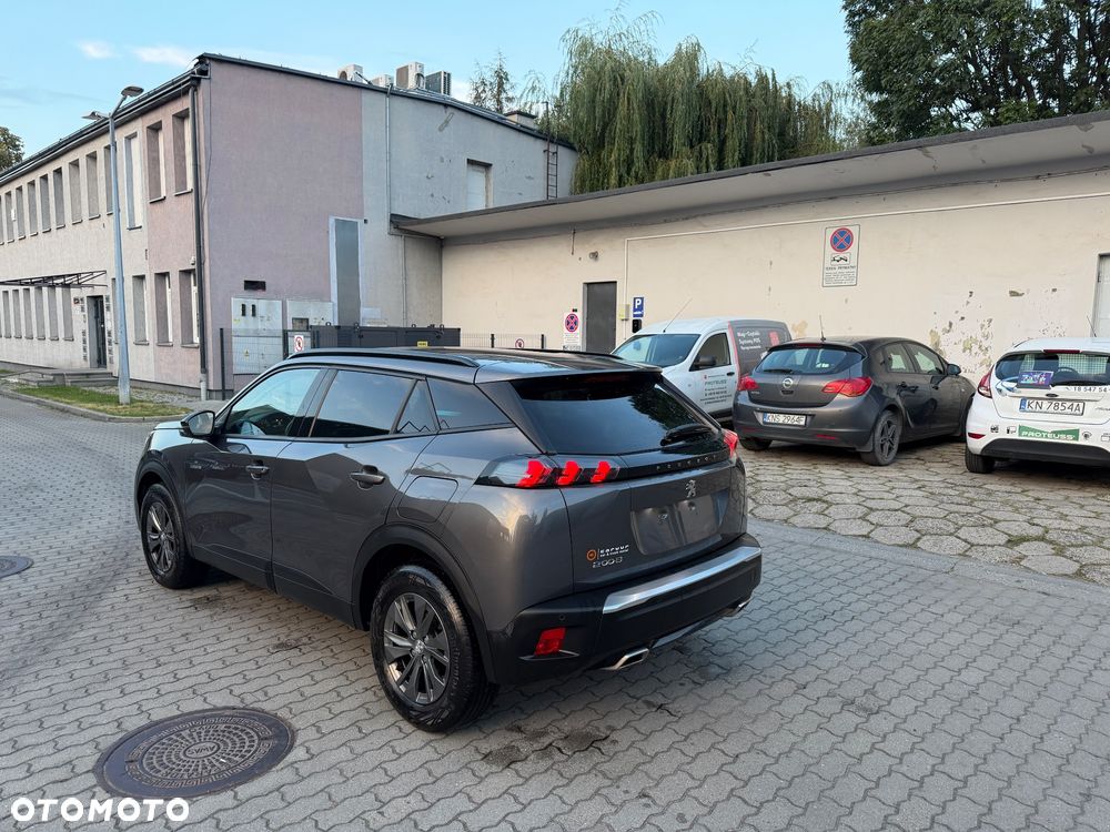 Peugeot 2008 1.2 PureTech Allure S&S EAT8 - 3