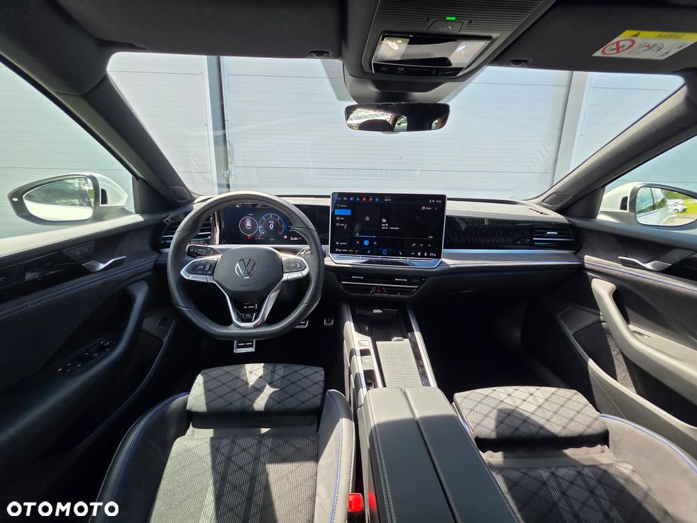 Volkswagen Passat - 19