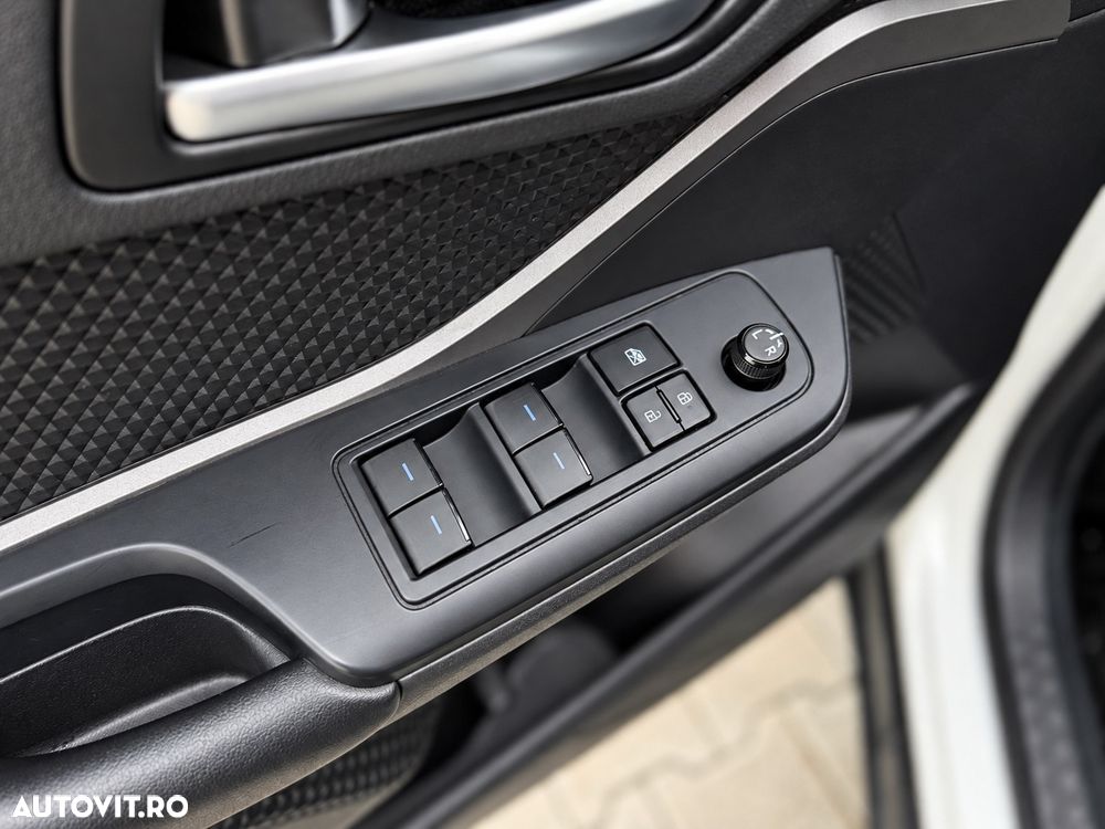 Toyota C-HR 1.8 HSD 122 CP 4x2 CVT Style - 14
