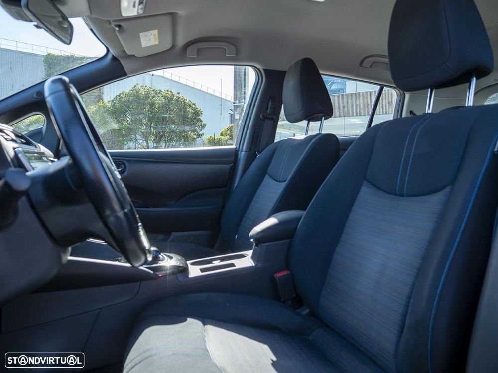 Nissan Leaf 40 kWh N-Connecta - 23