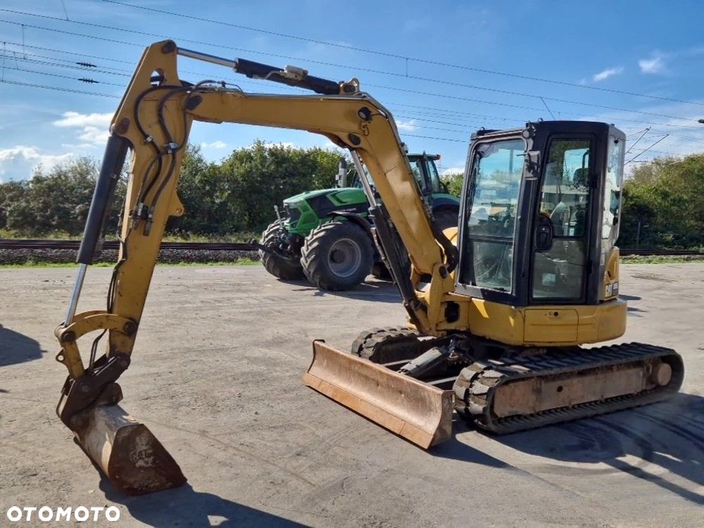 Caterpillar - 1
