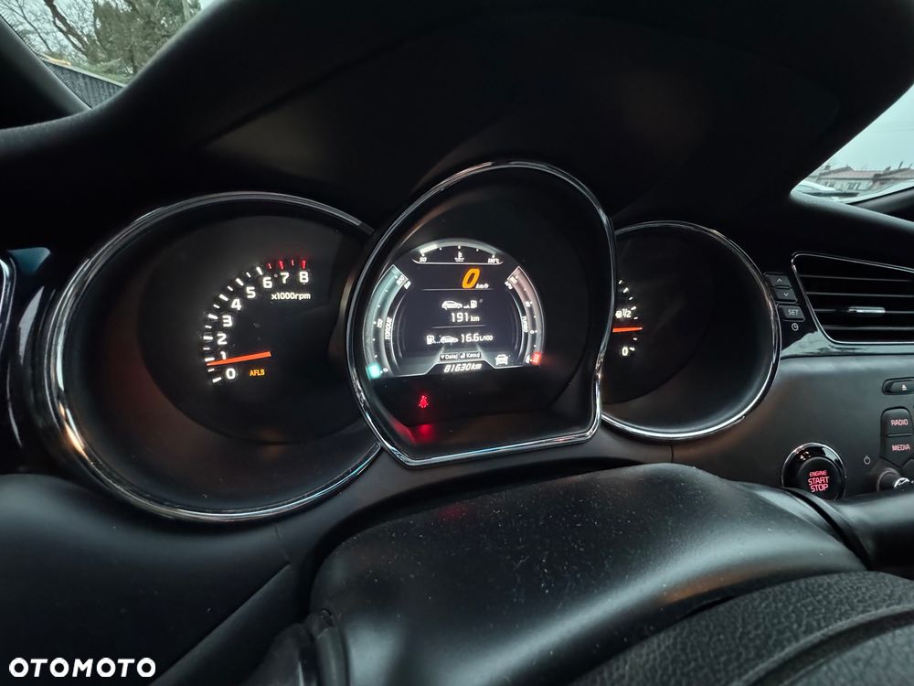 Kia Ceed 1.6 T-GDI GT-Track - 11