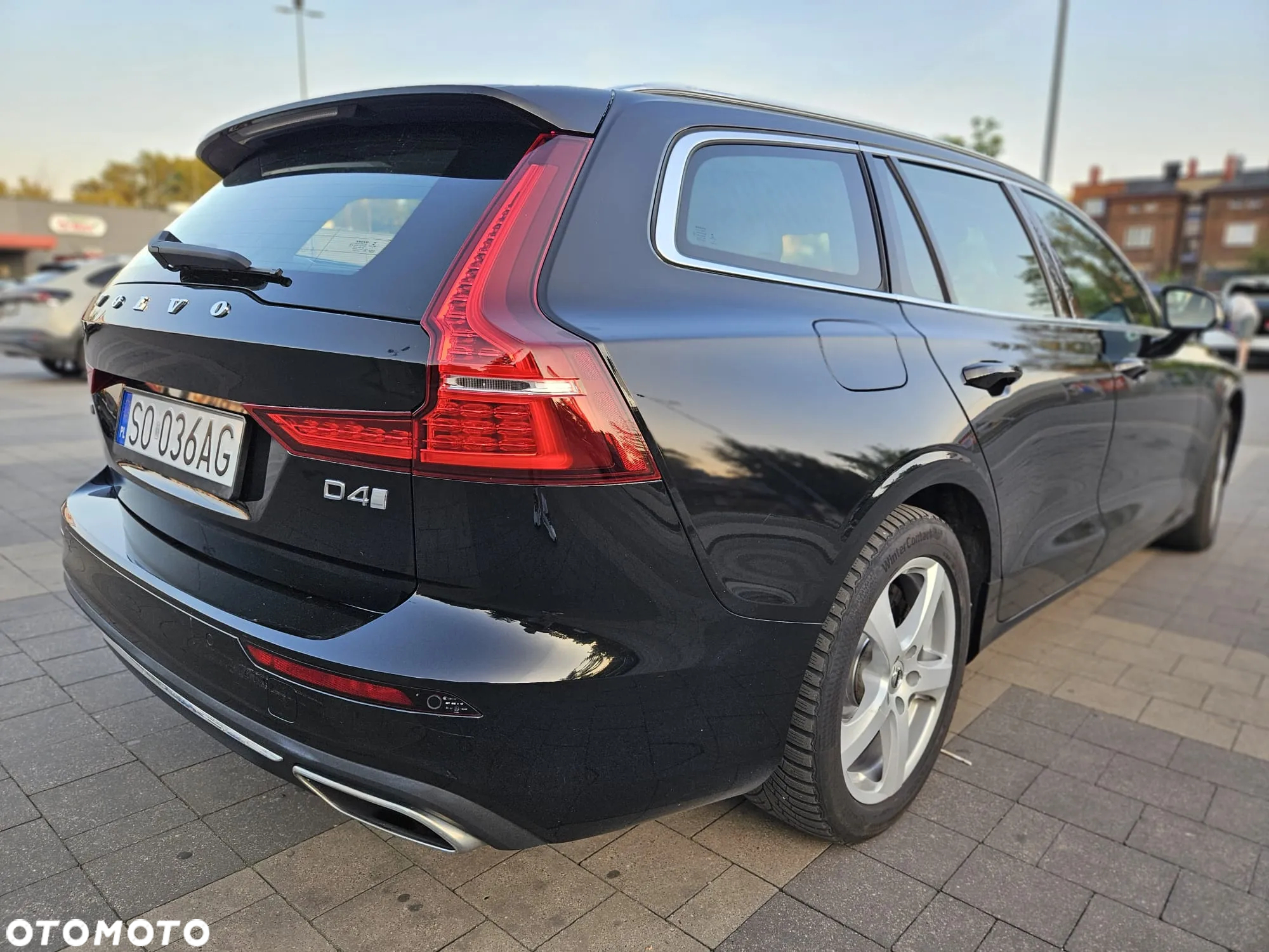 Volvo V60 D4 AWD Geartronic Inscription - 2