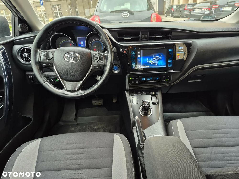 Toyota Auris Hybrid 135 Comfort - 8