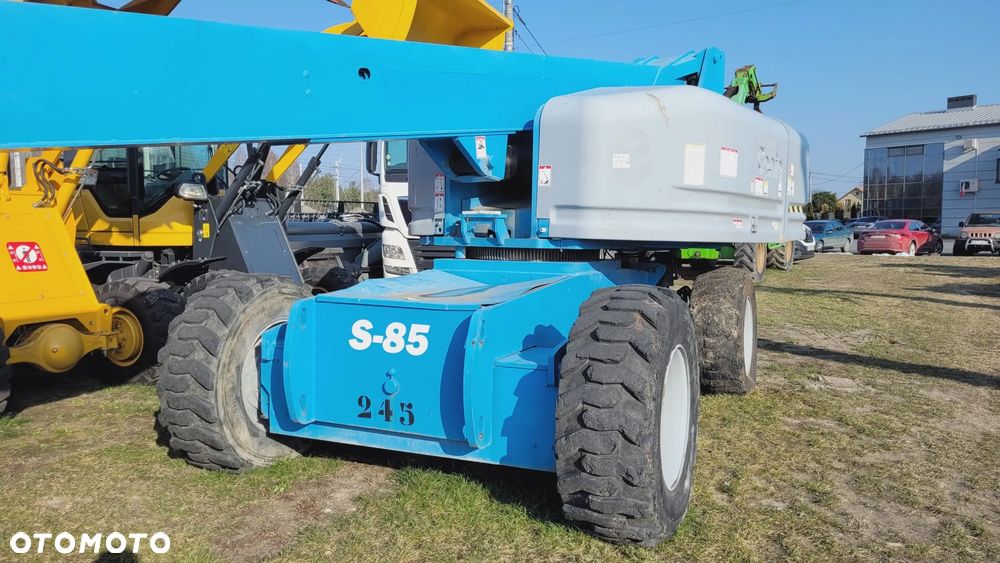 Genie S-85 - 2