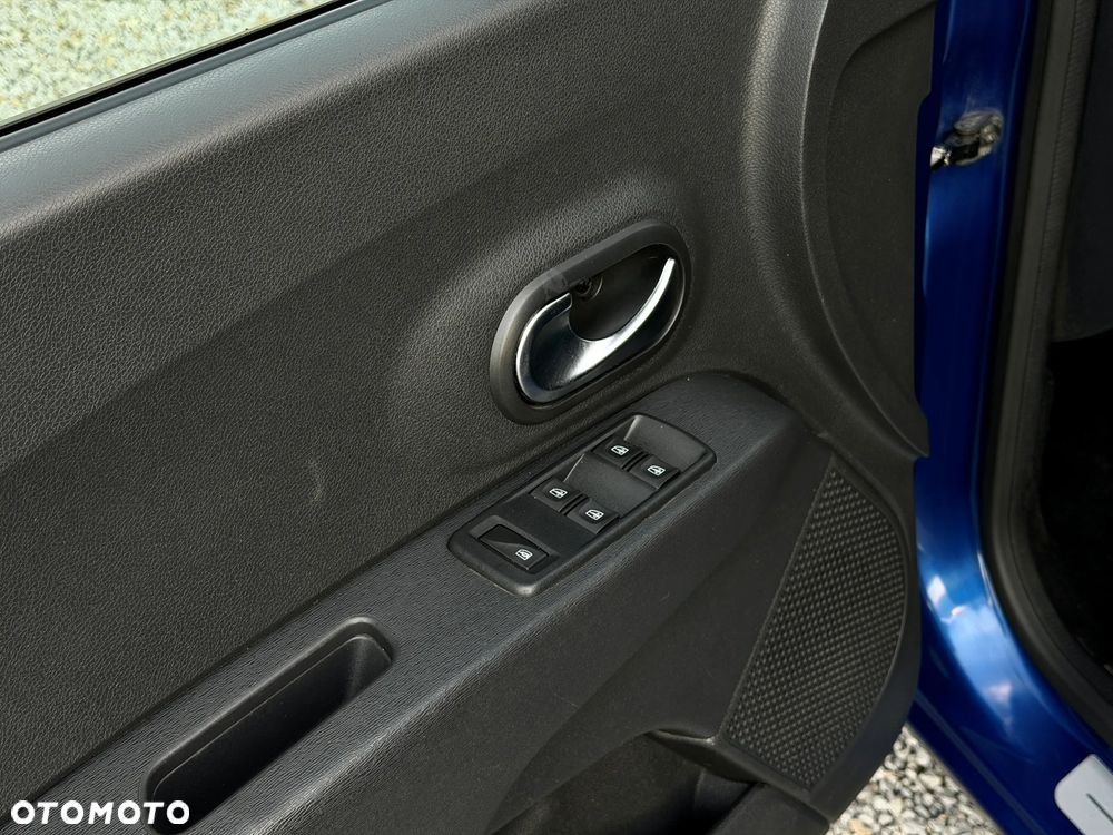 Dacia Lodgy Blue dCi 115 (7-Sitzer) Stepway - 16