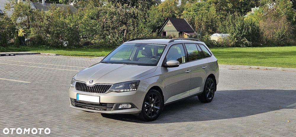 Skoda Fabia 1.2 TSI Drive DSG - 2