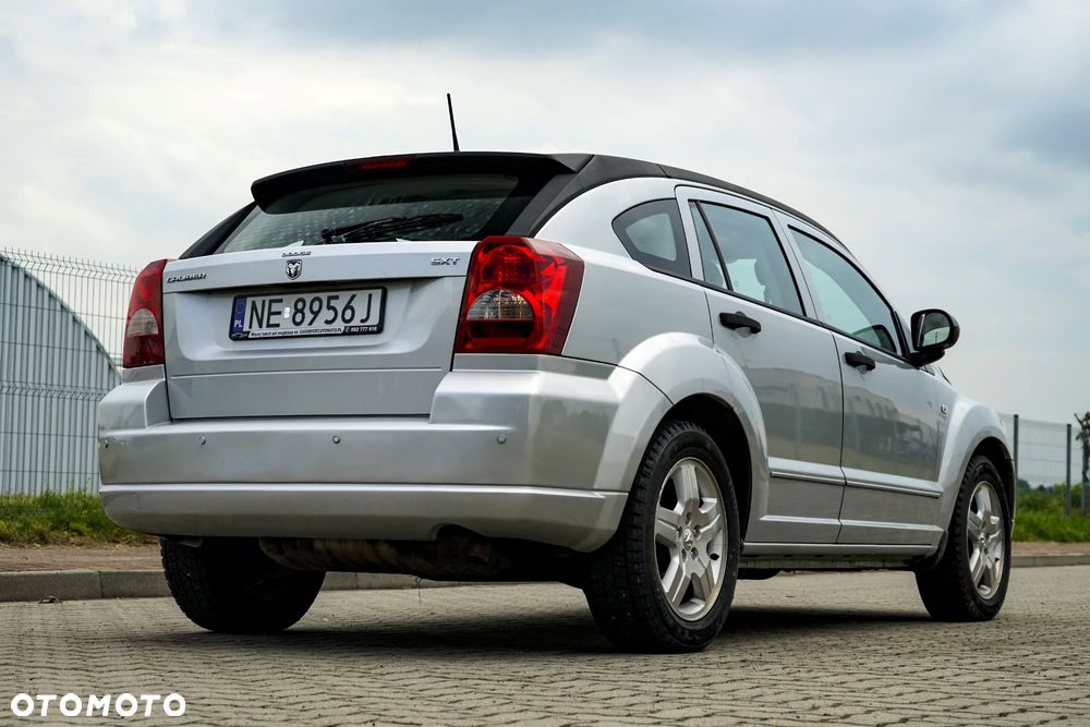 Dodge Caliber 1.8 SXT - 8
